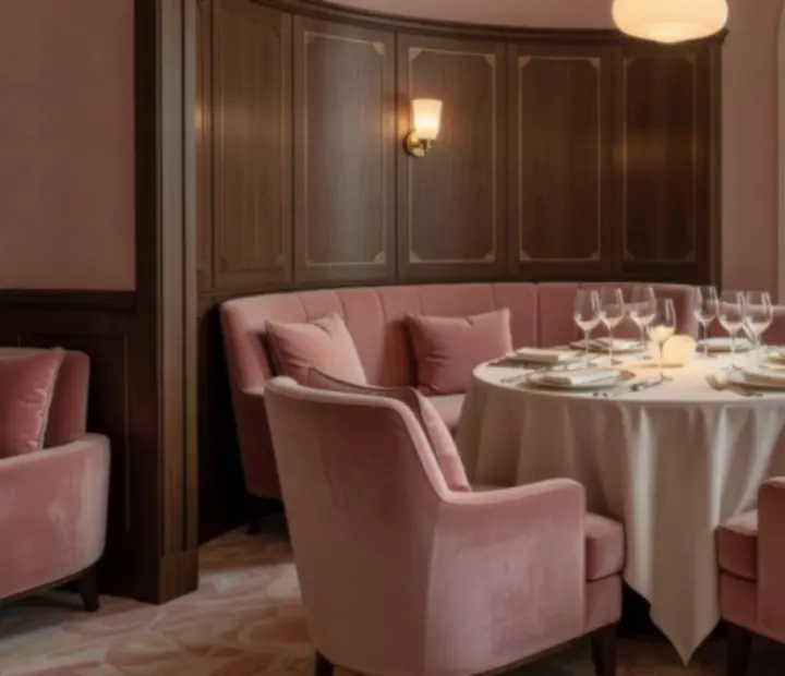 Espace privé modulable du restaurant moderne Solvieera.